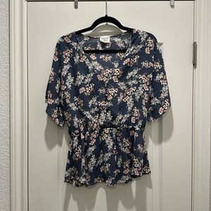 Blue floral short sleeve blouse